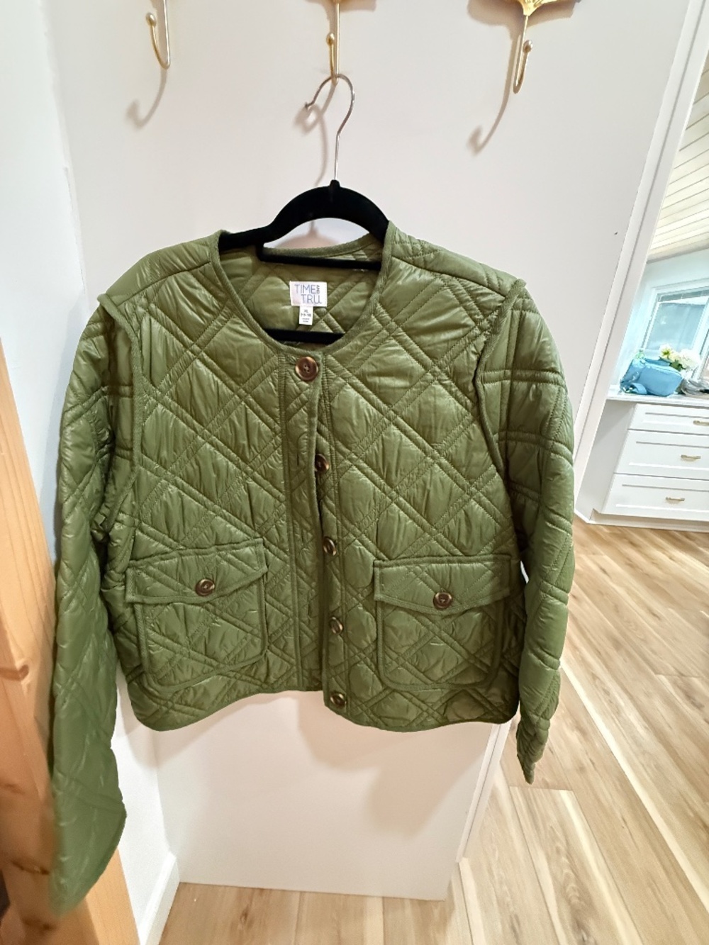 Womens time and tru barn jacket xl Green